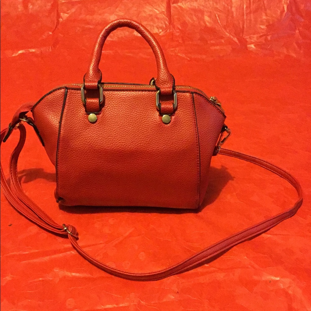 Handbag - Picture 2 of 3